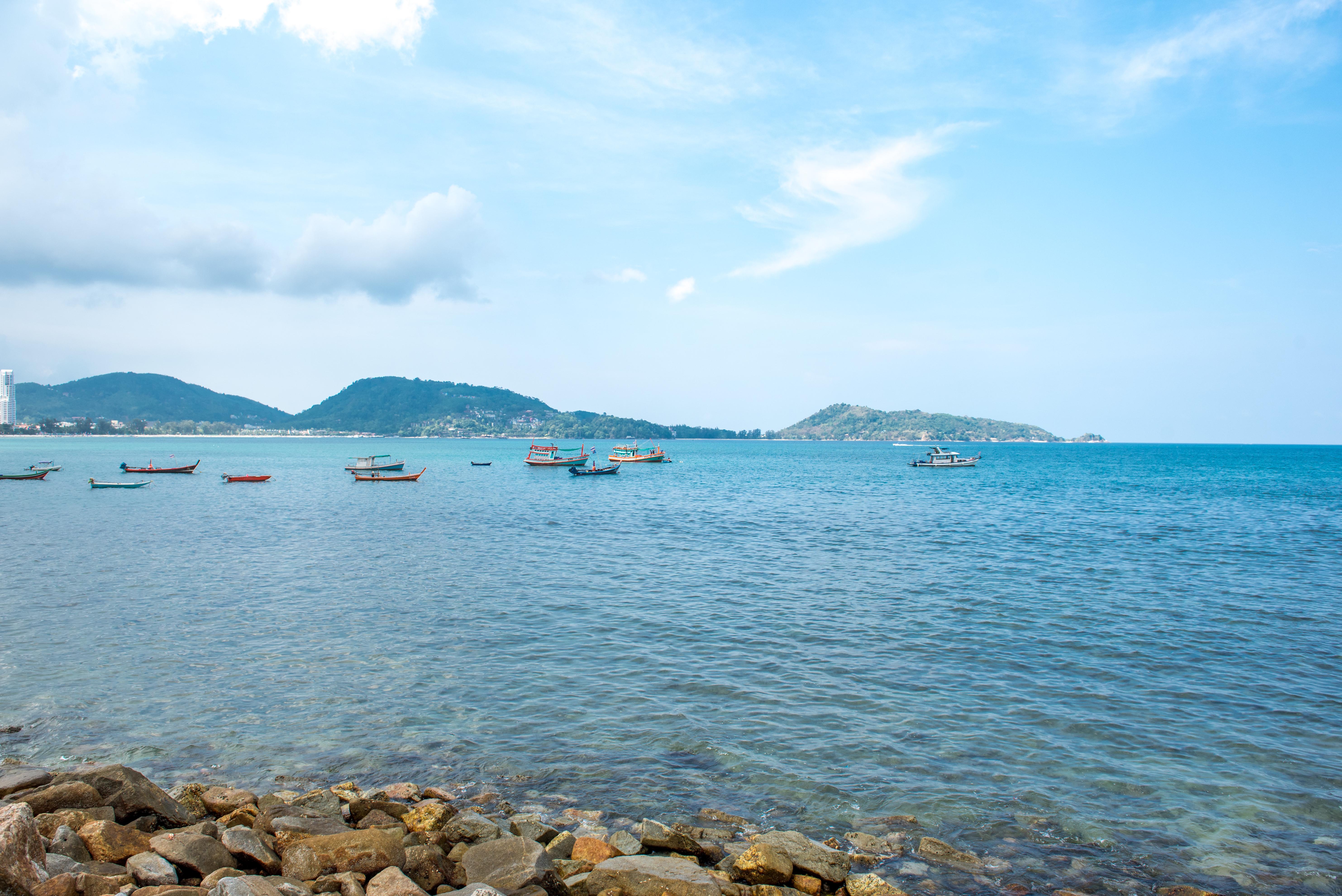 Marina Gallery Resort-Kacha-Kalim Bay - Sha Plus Patong Esterno foto View of the Gulf of Thailand from the shore of Pattaya