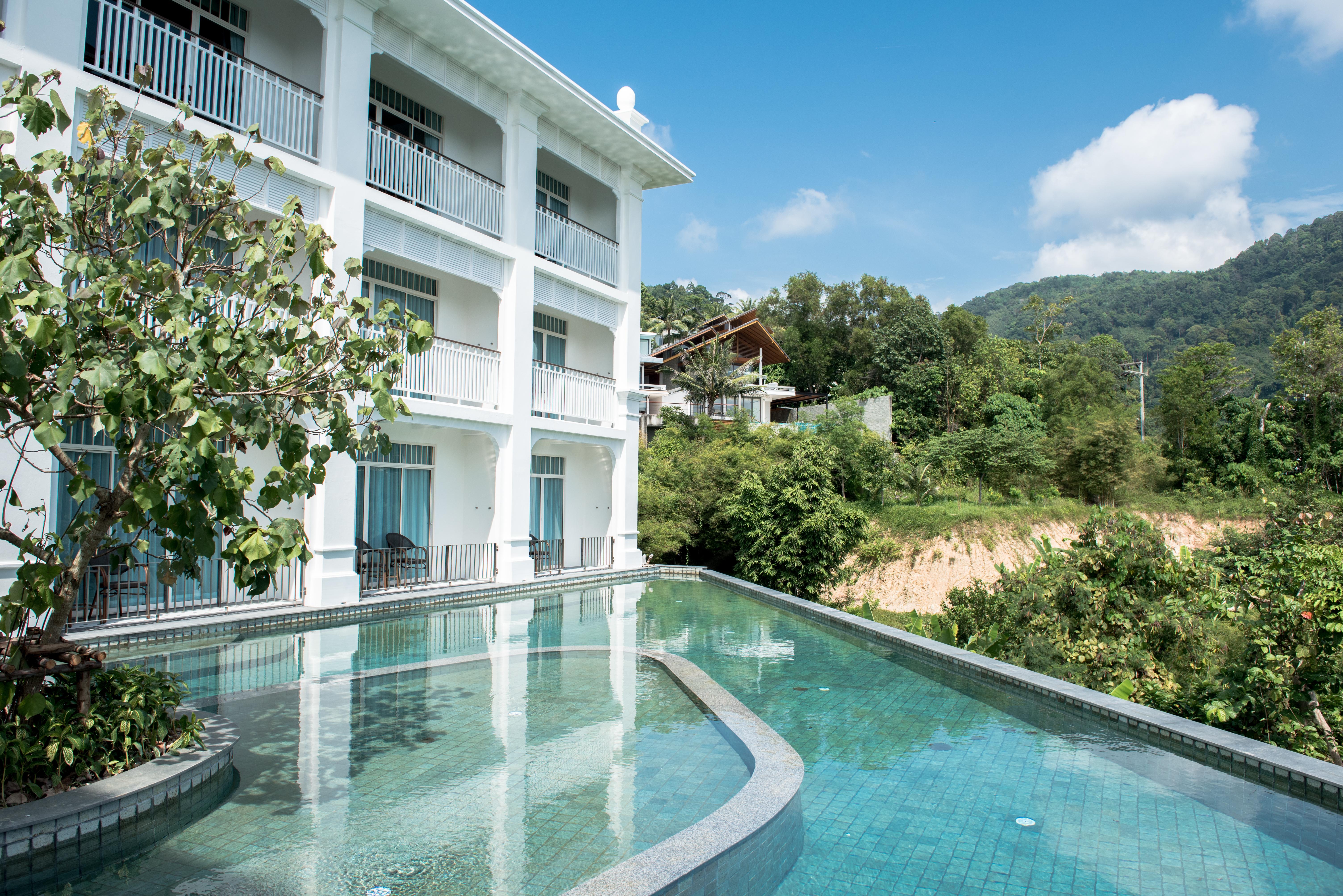 Marina Gallery Resort-Kacha-Kalim Bay - Sha Plus Patong Esterno foto The Village